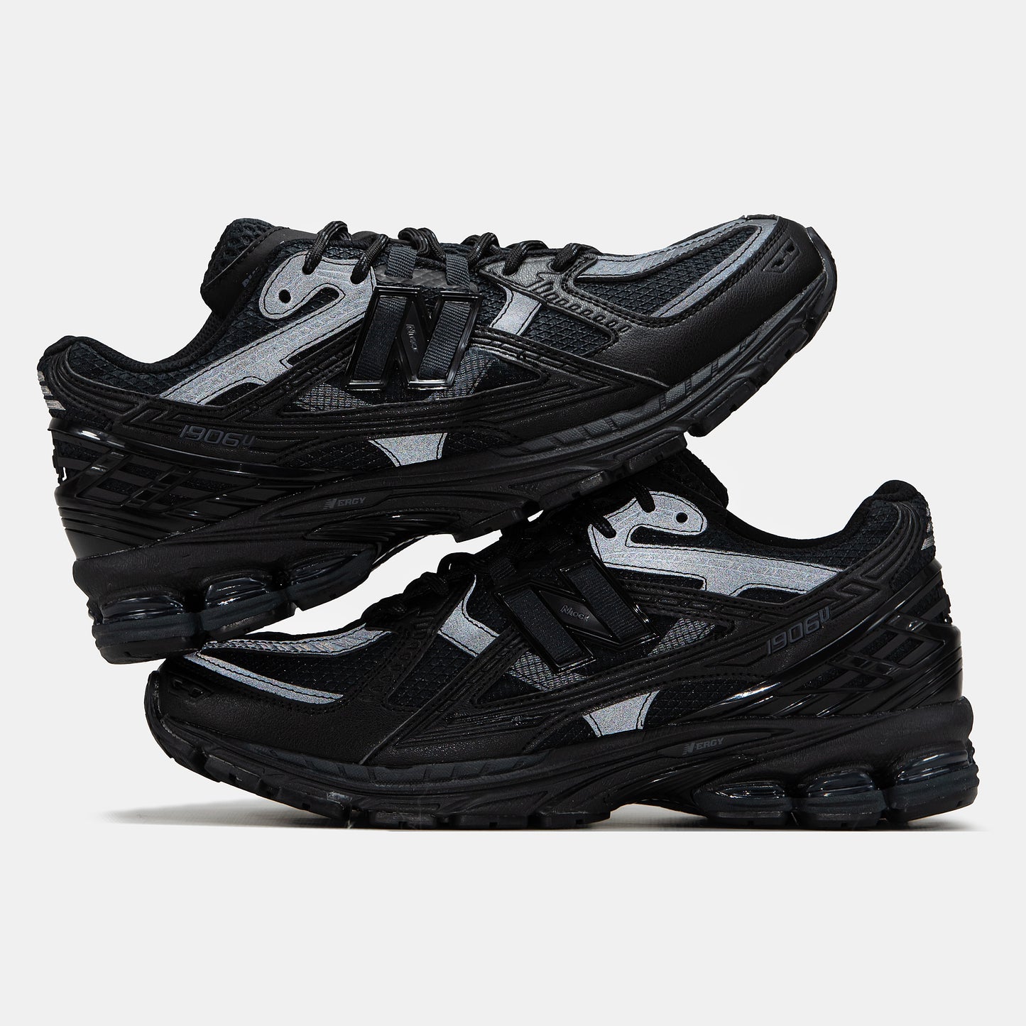 New Balance 1906U
