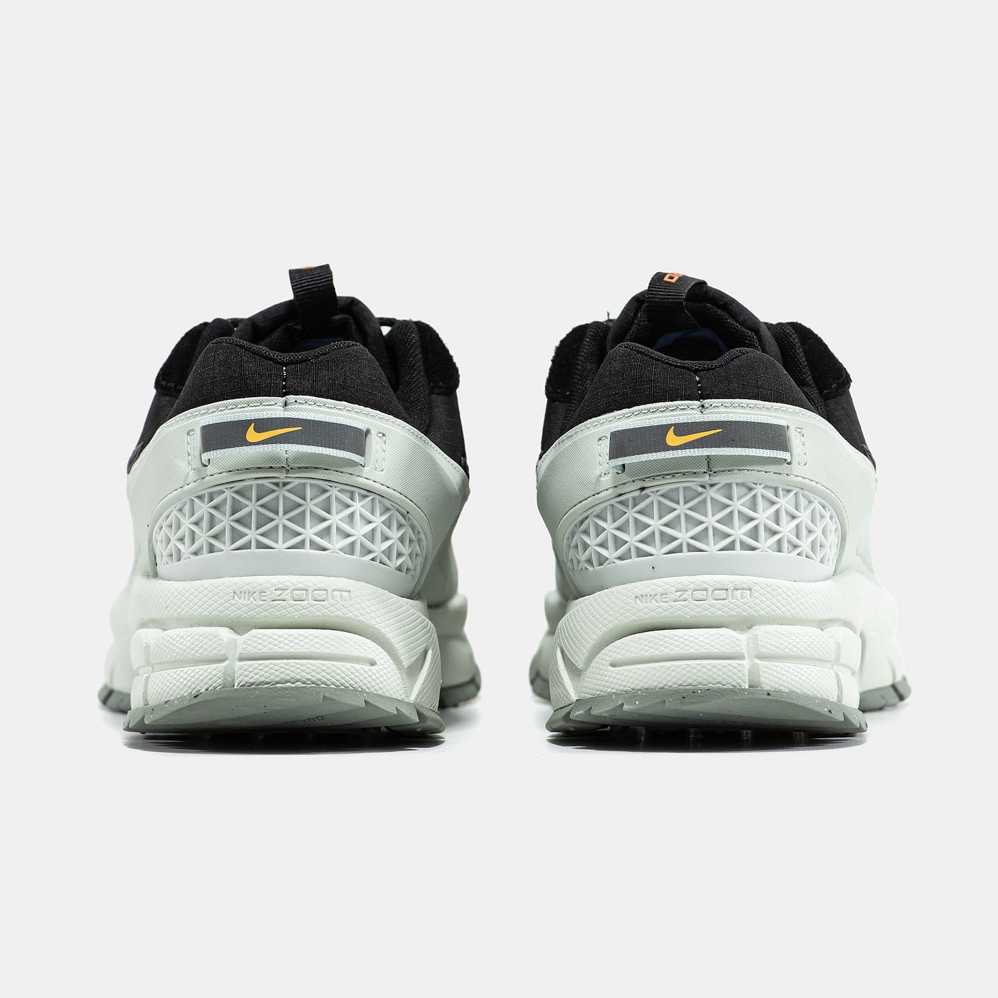Nike Air Zoom Vomero Roam