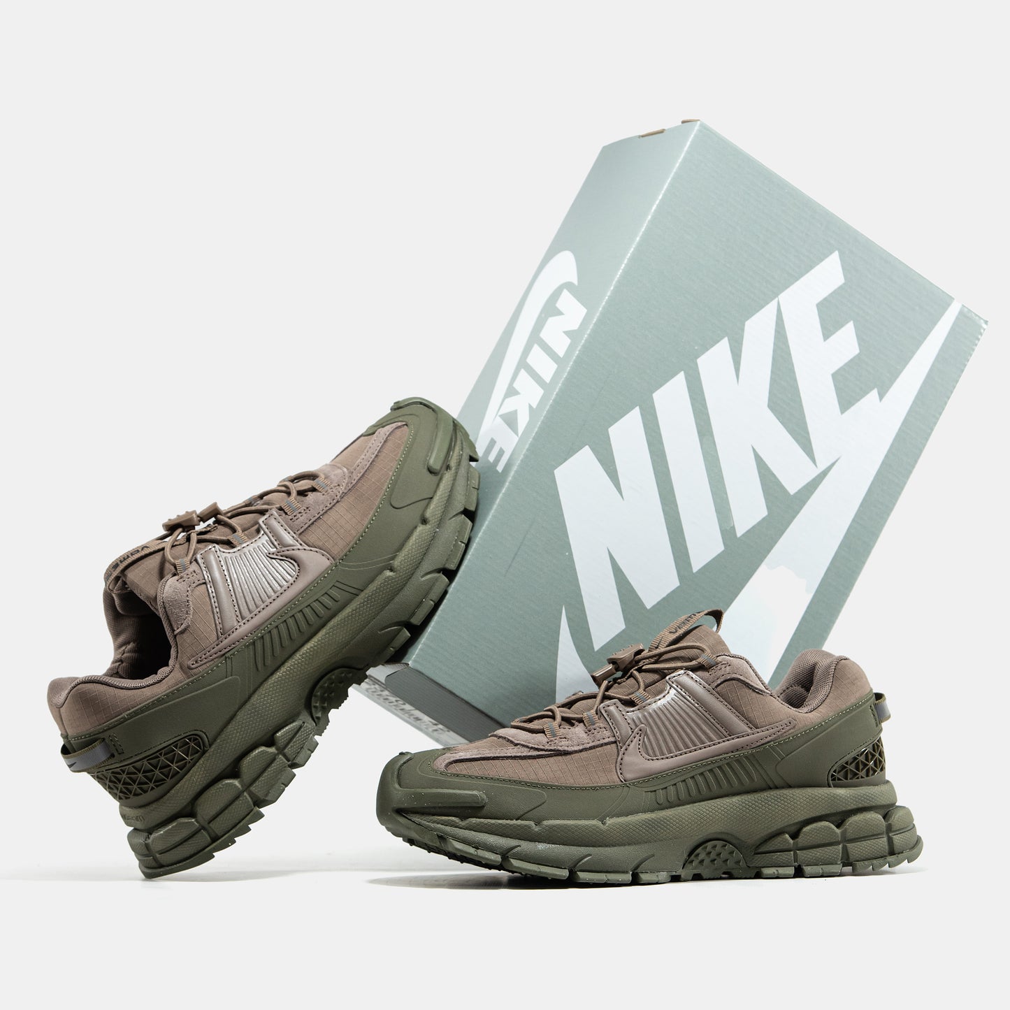 Nike Air Zoom Vomero Roam