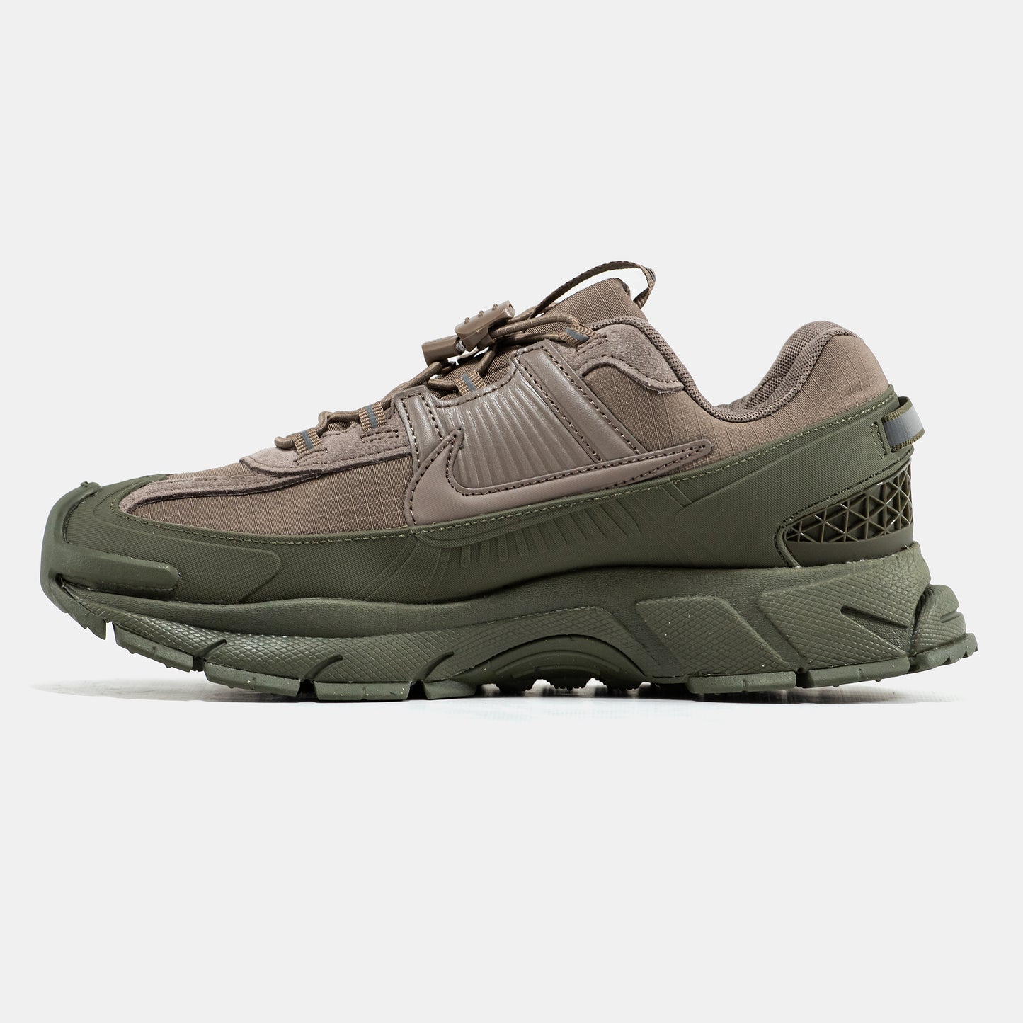 Nike Air Zoom Vomero Roam