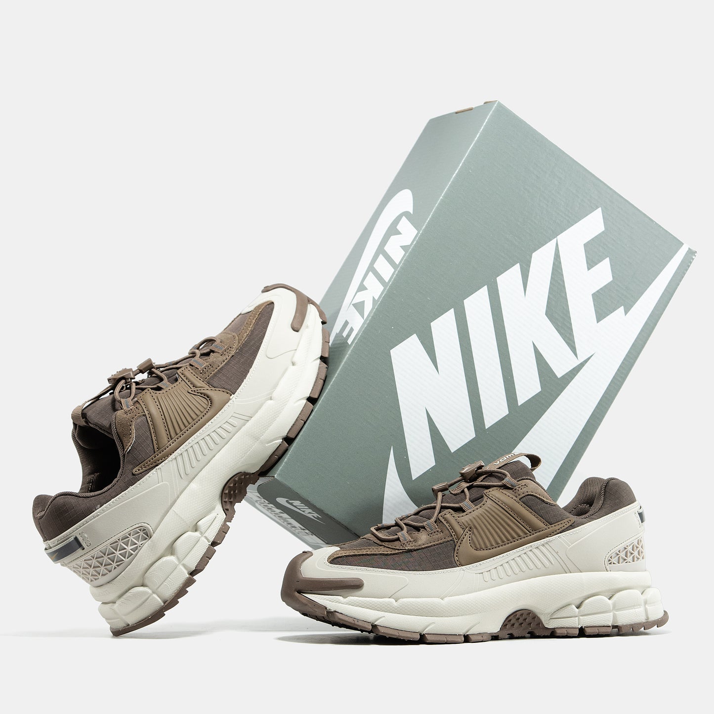 Nike Air Zoom Vomero Roam