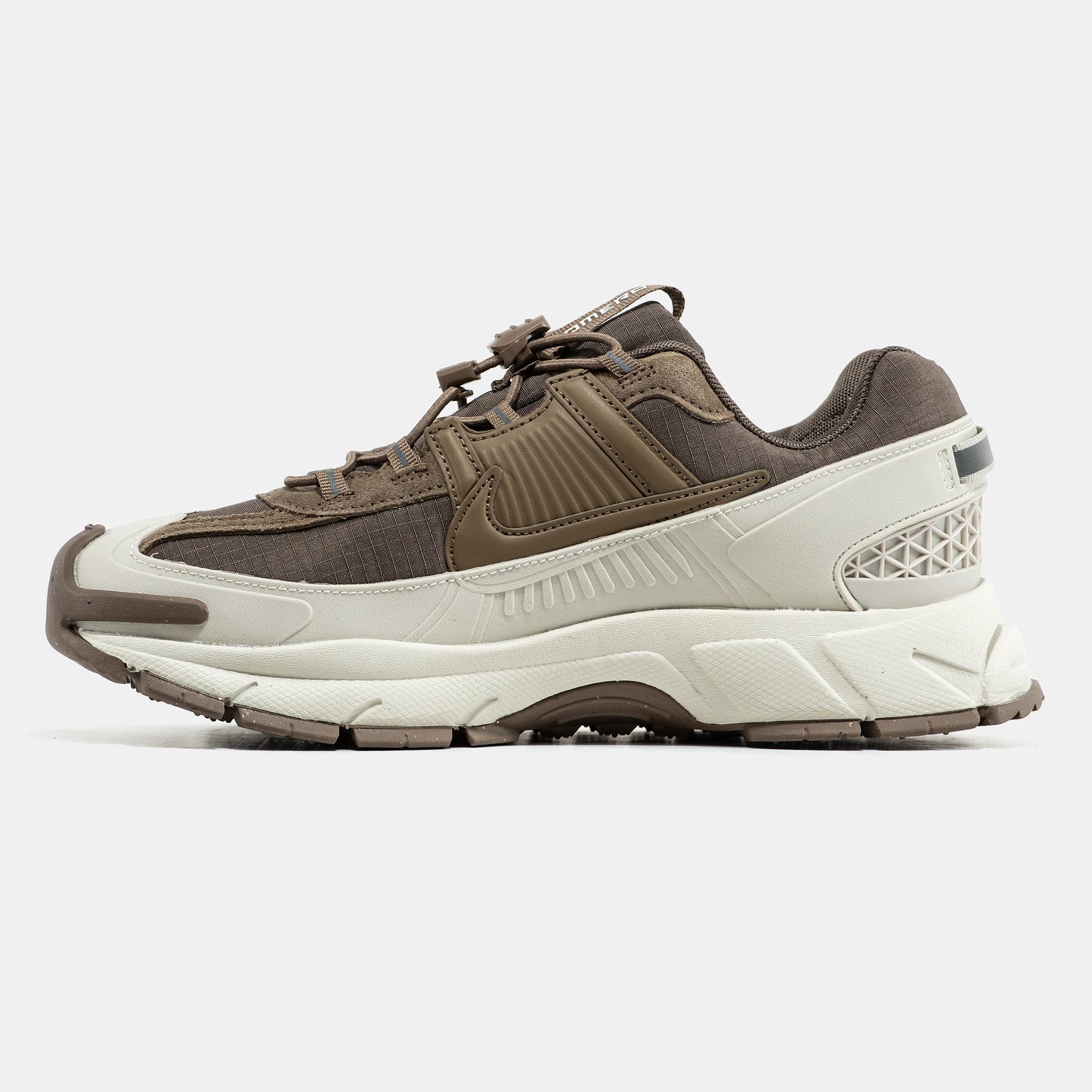 Nike Air Zoom Vomero Roam