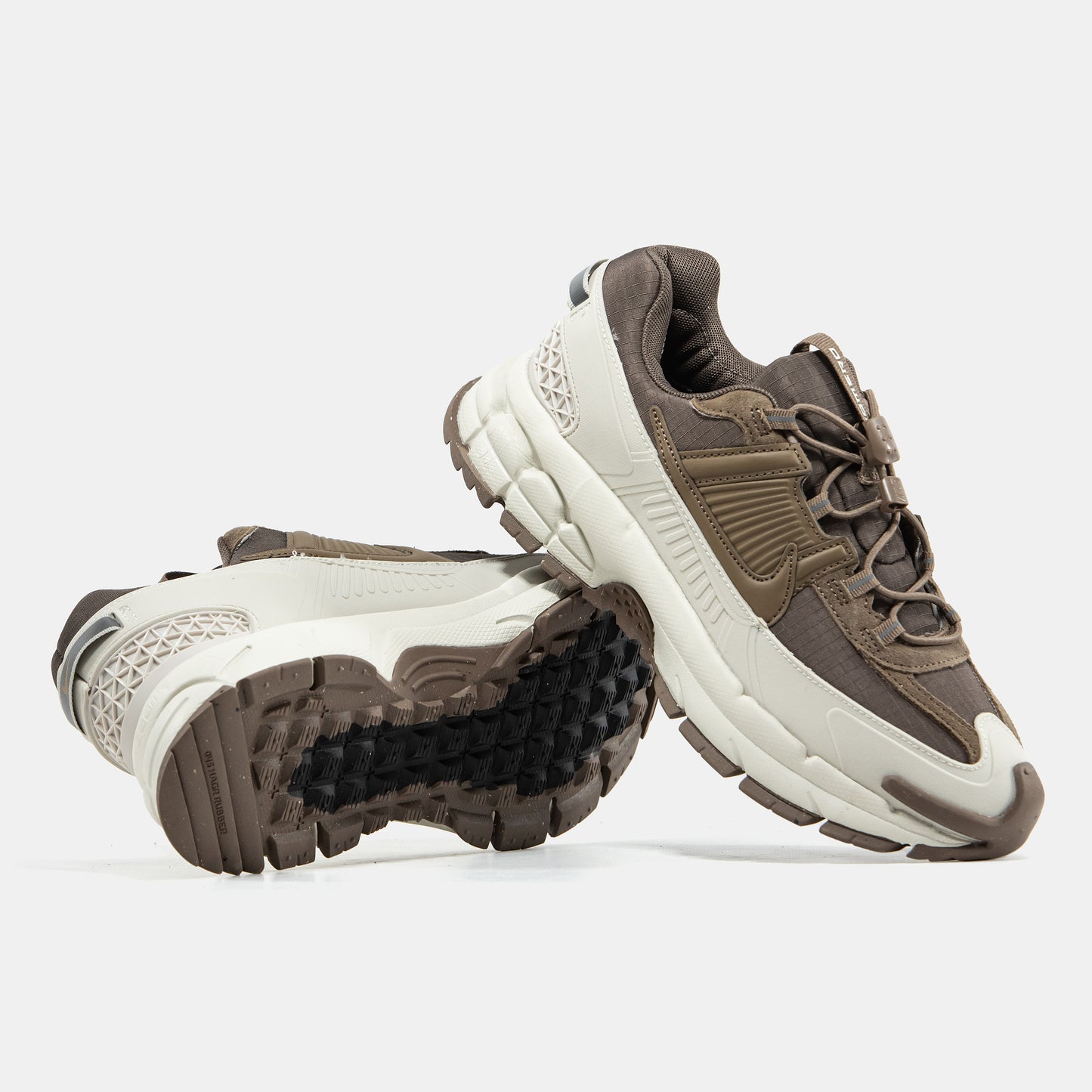 Nike Air Zoom Vomero Roam