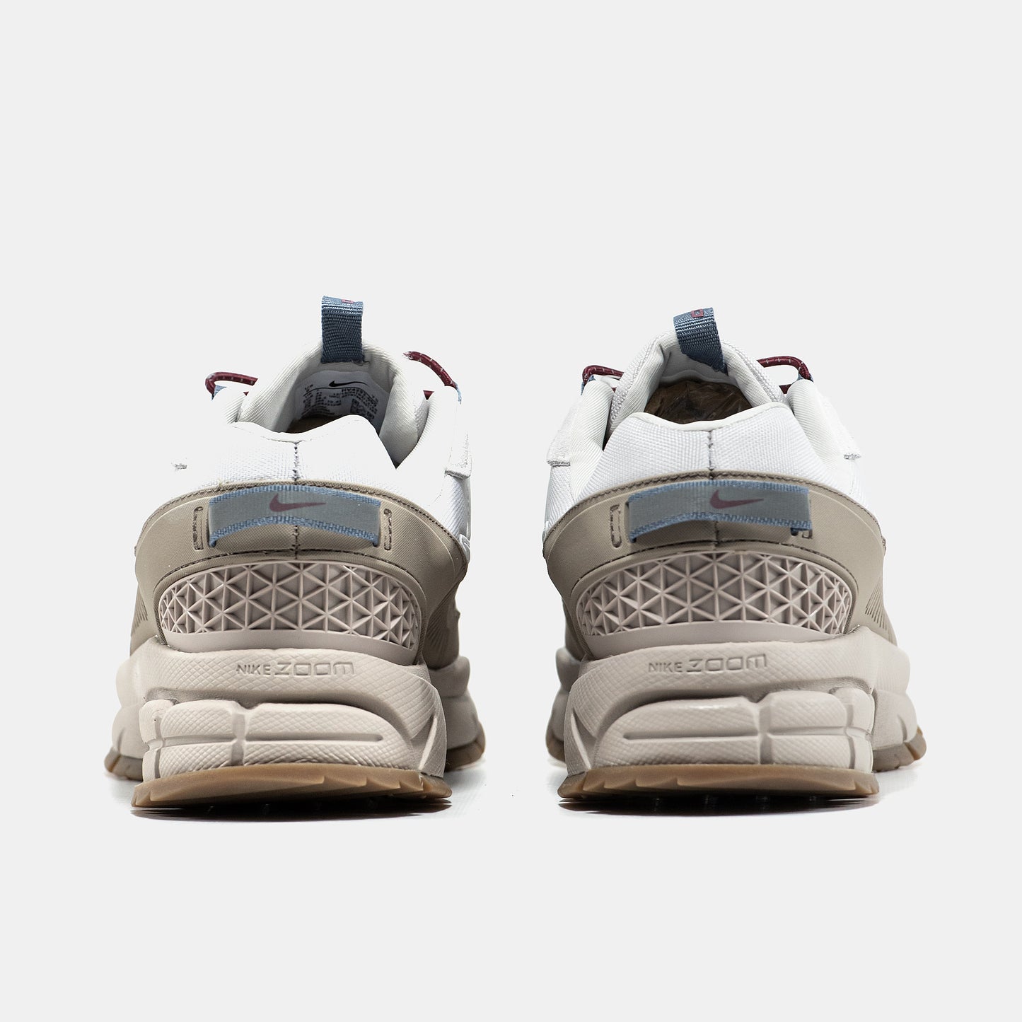 Nike Air Zoom Vomero Roam
