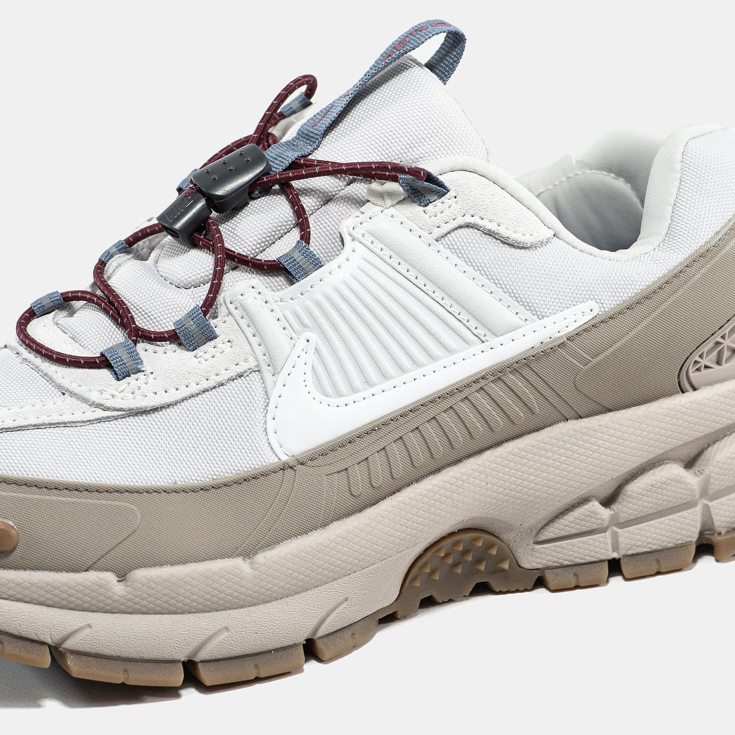Nike Air Zoom Vomero Roam