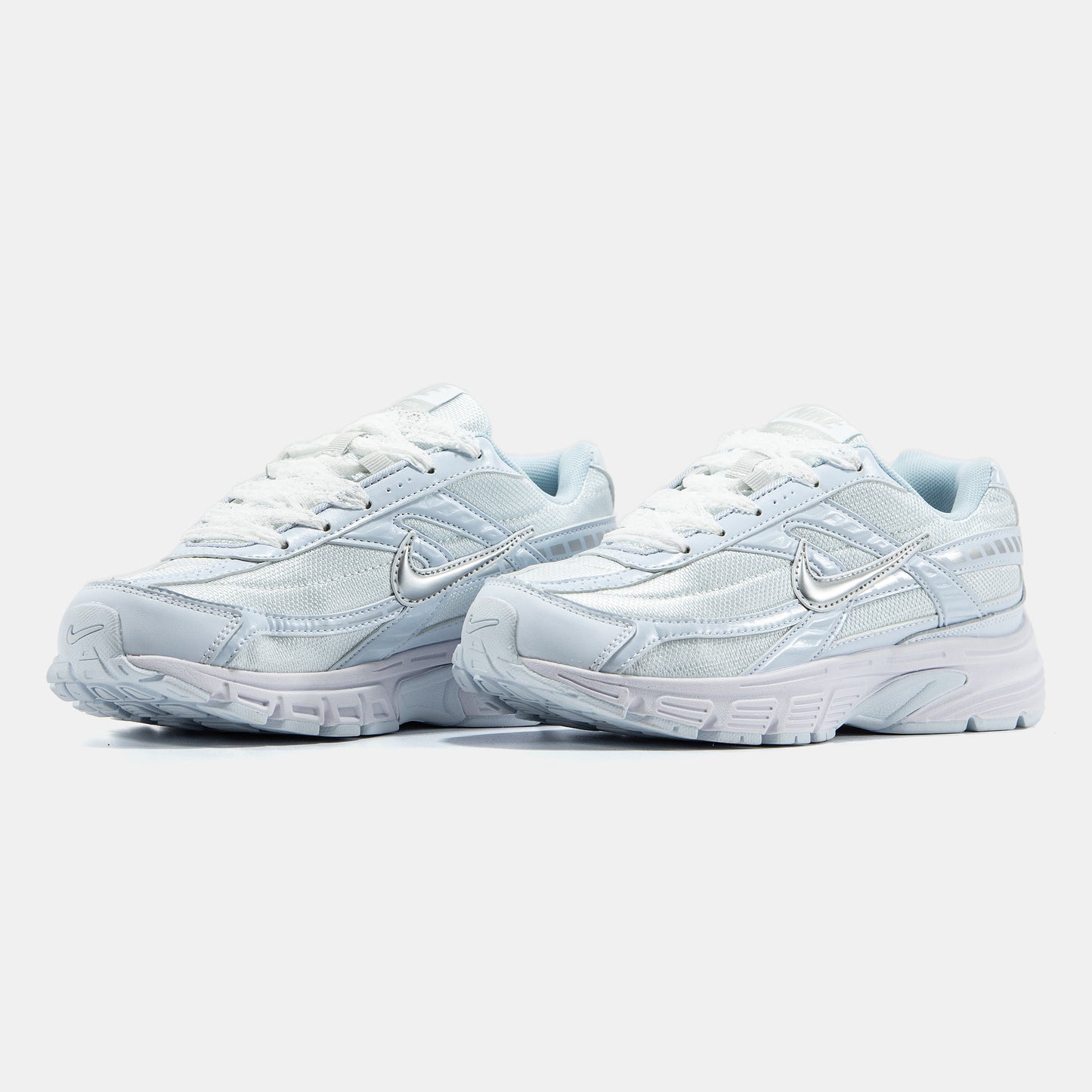 Nike Initiator