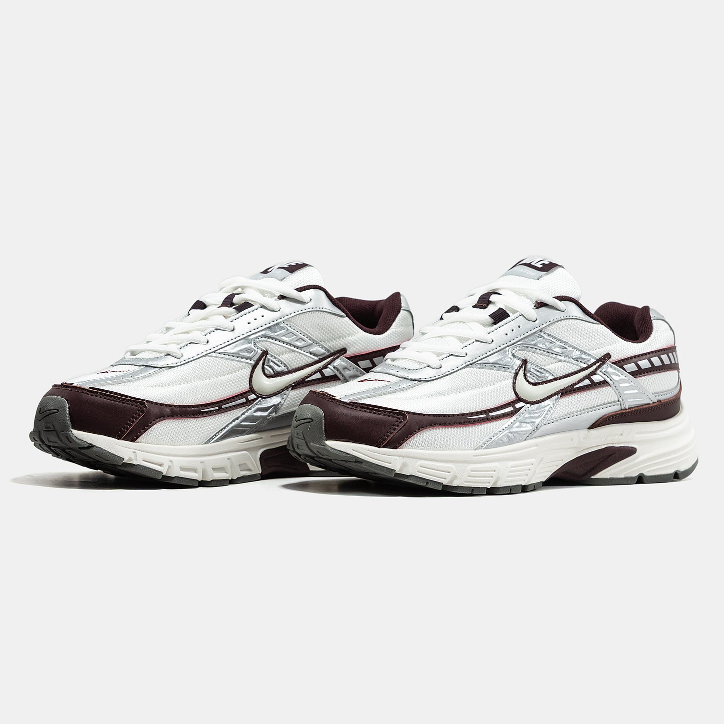Nike Initiator