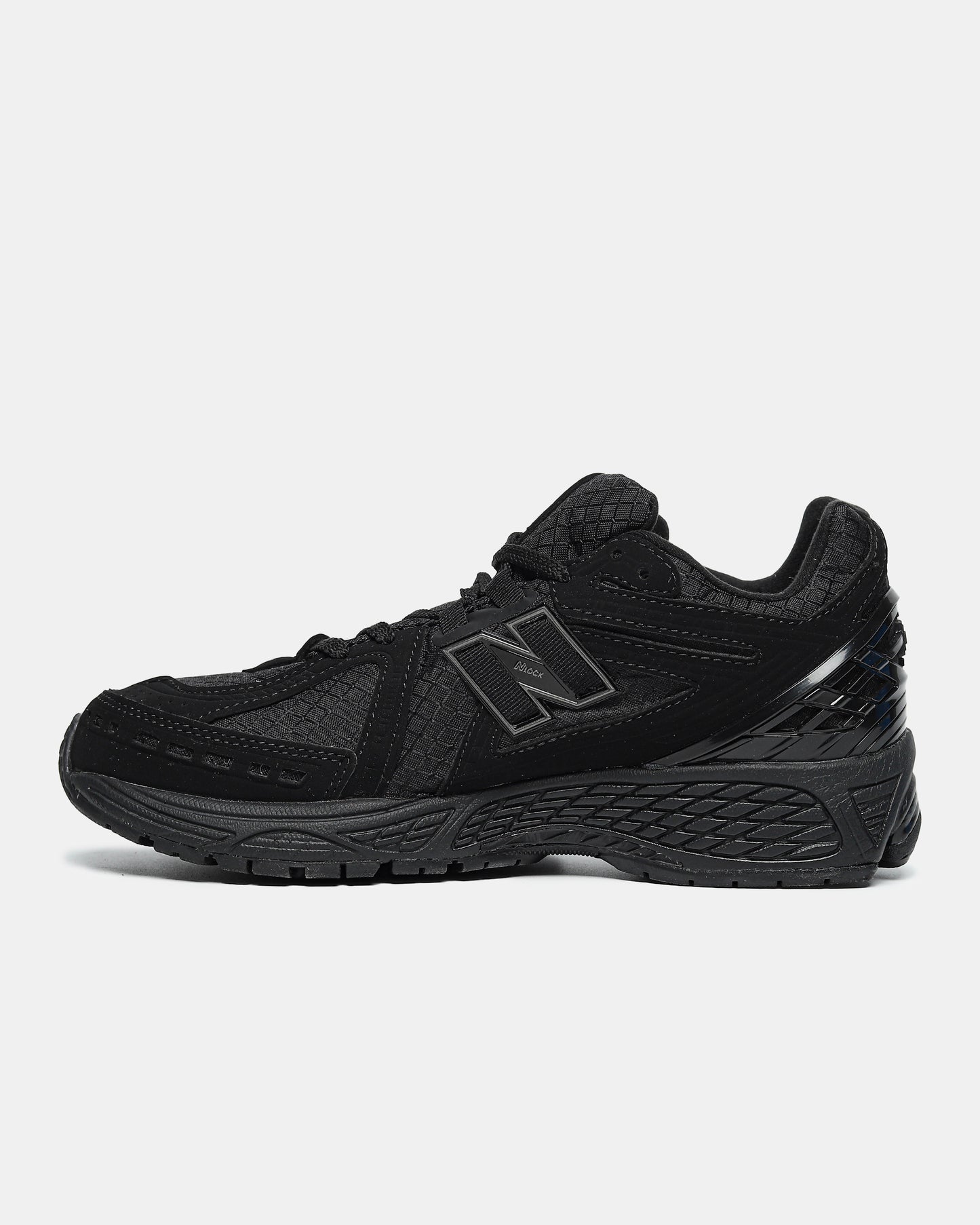 New Balance1906R ‚Cordura Pack Triple Black