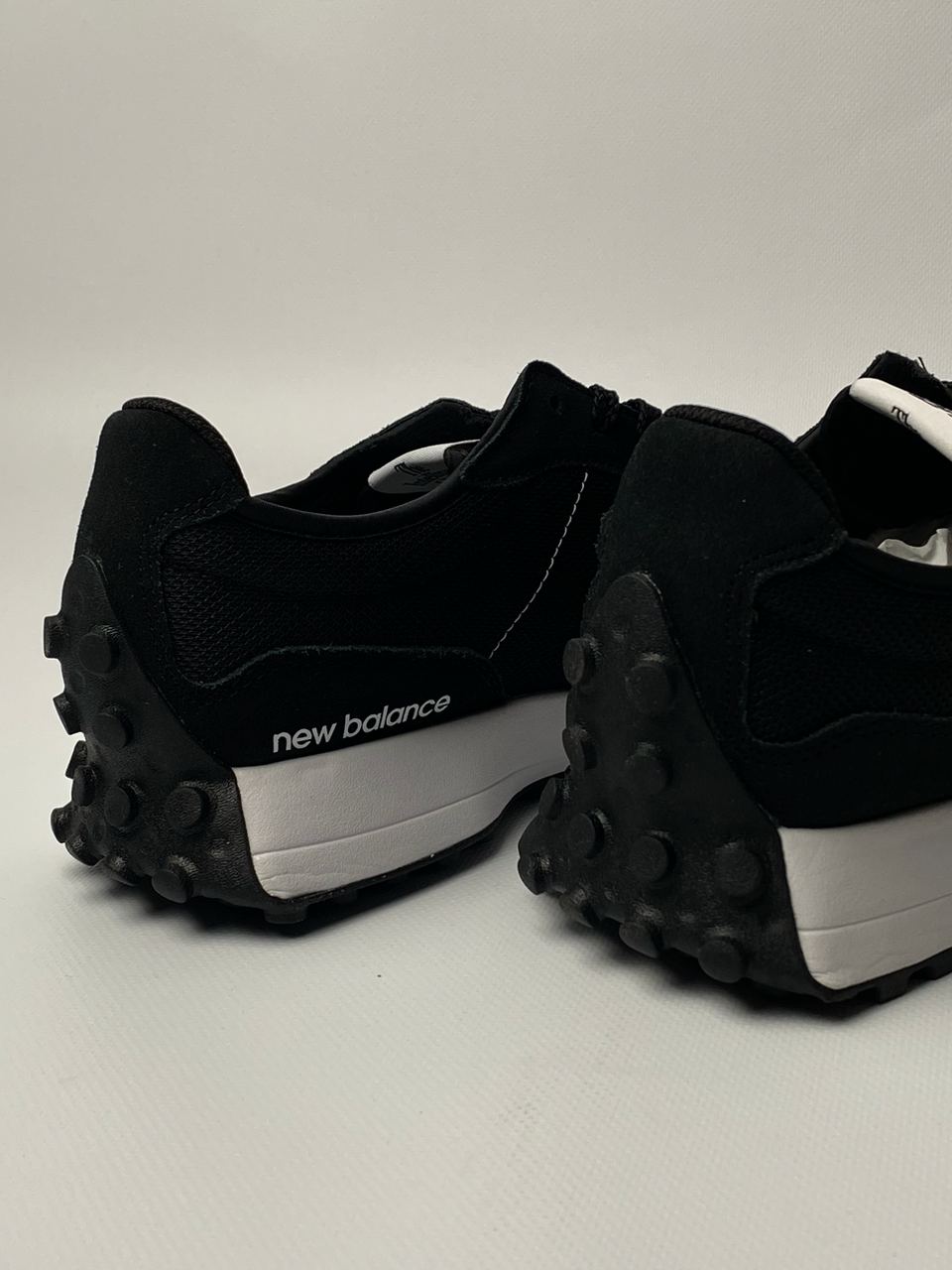 Кросівки чоловічі New Balance 327