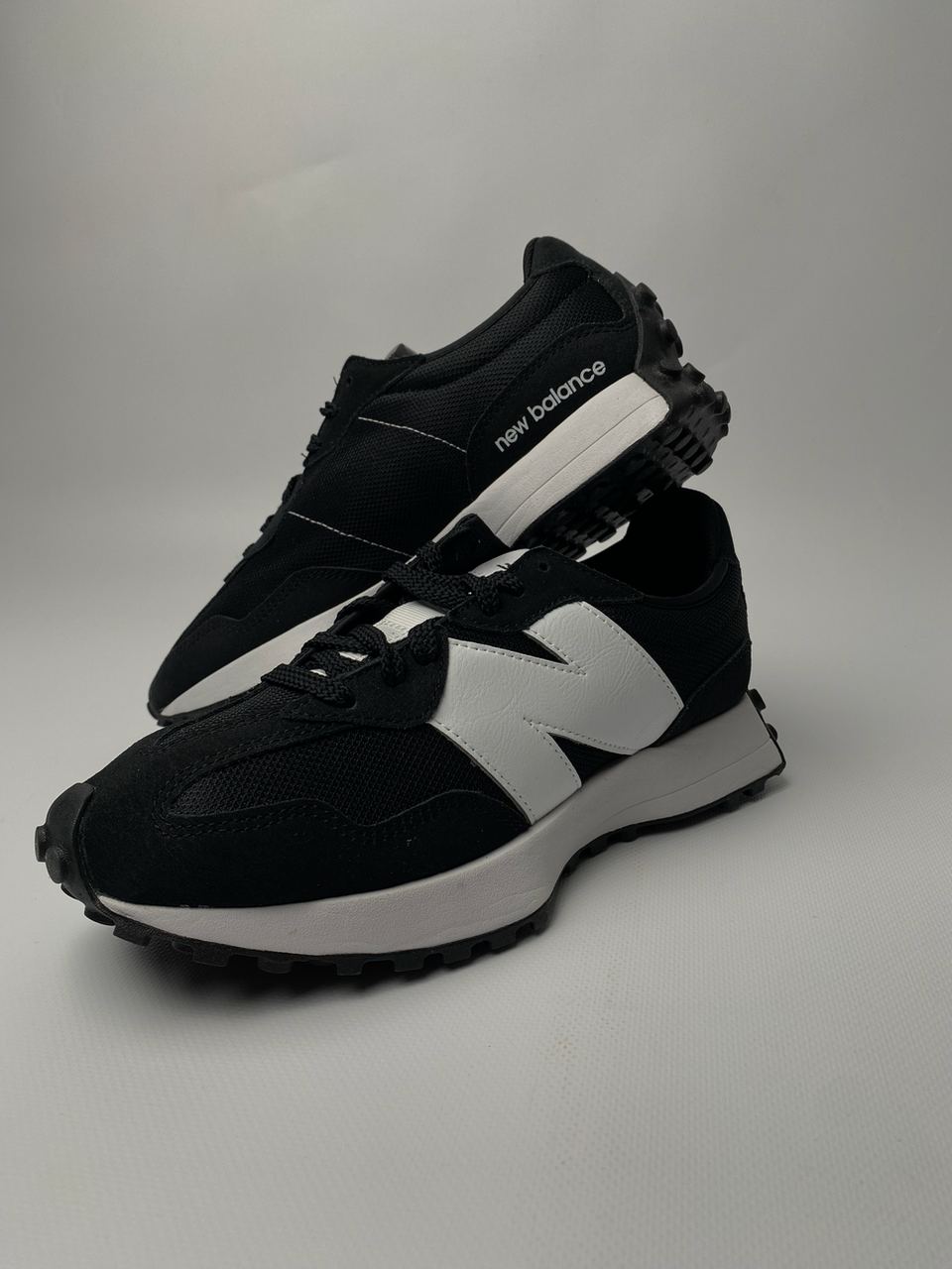 Кросівки чоловічі New Balance 327