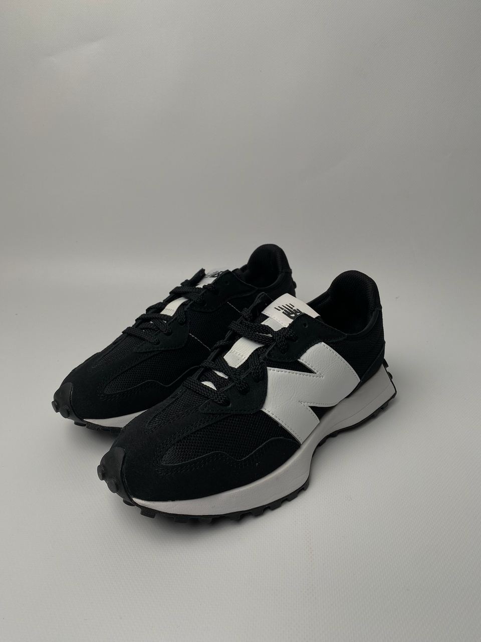 Кросівки чоловічі New Balance 327