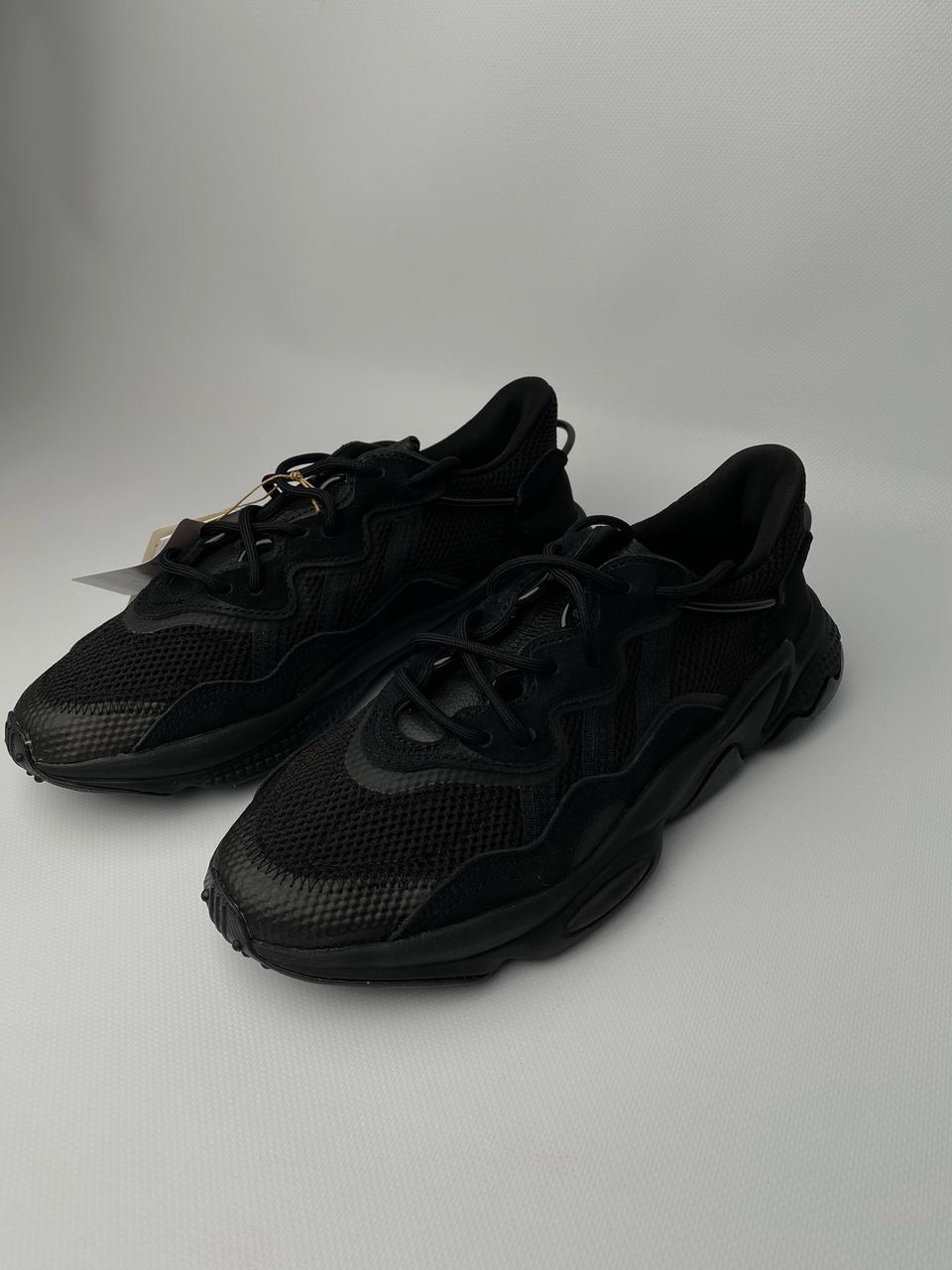 Кросівки чоловічі Adidas Ozweego