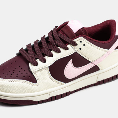 Nike SB Dunk Low PRM Valentine`s day