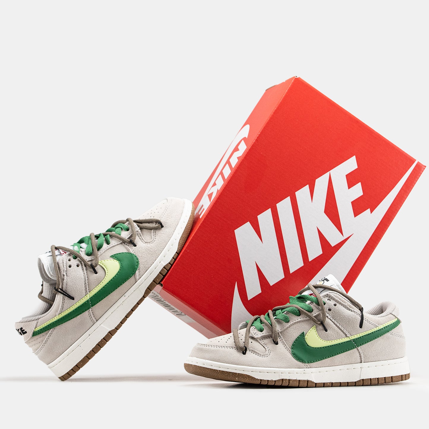 Nike SB Dunk Low Double Swoosh