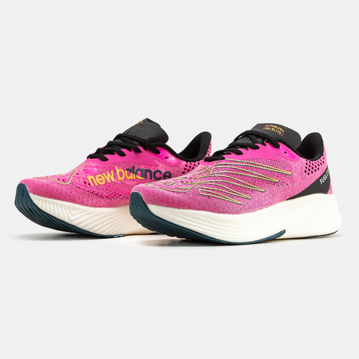 New Balance Fuel Cell RC Elite Pink