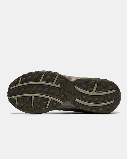 New Balance 204L ‚Mushroom Arid Stone‘