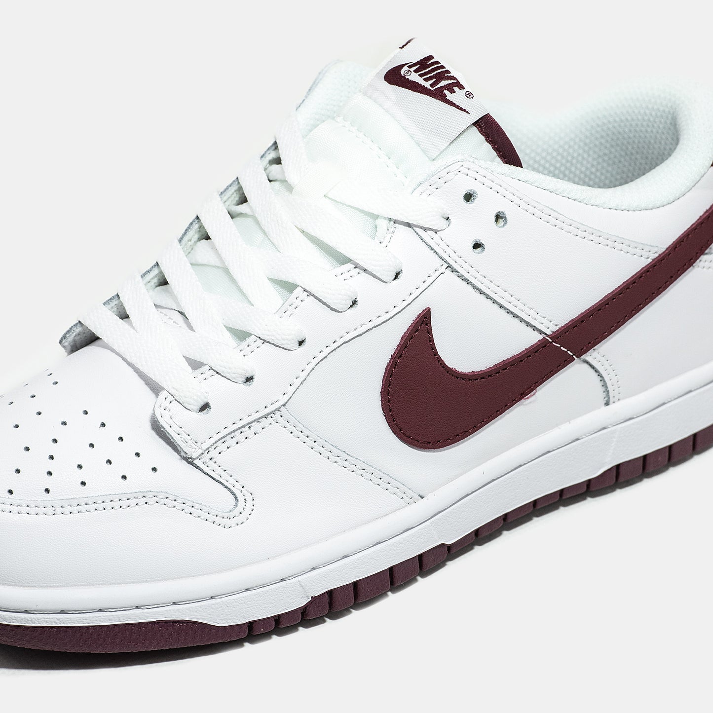 Nike SB Dunk Low