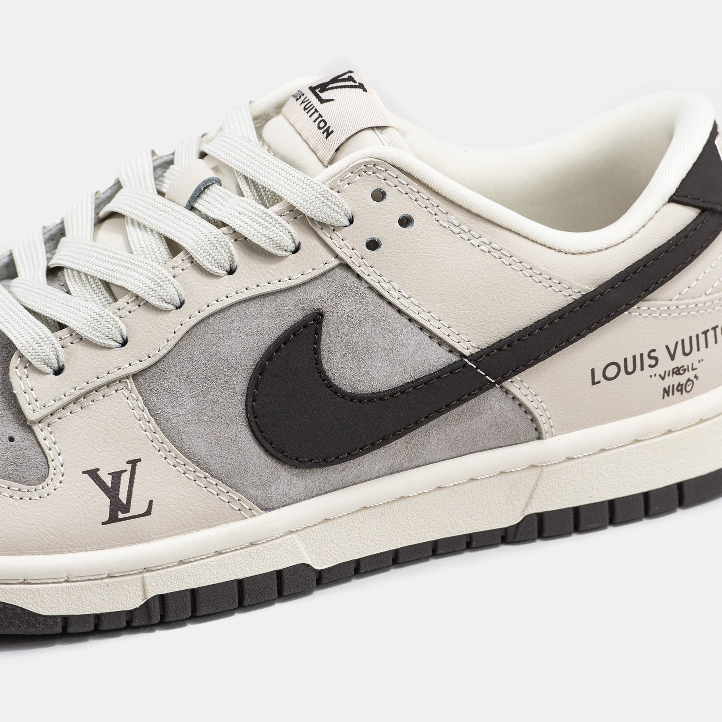 Nike SB Dunk Low x Louis Vuitton