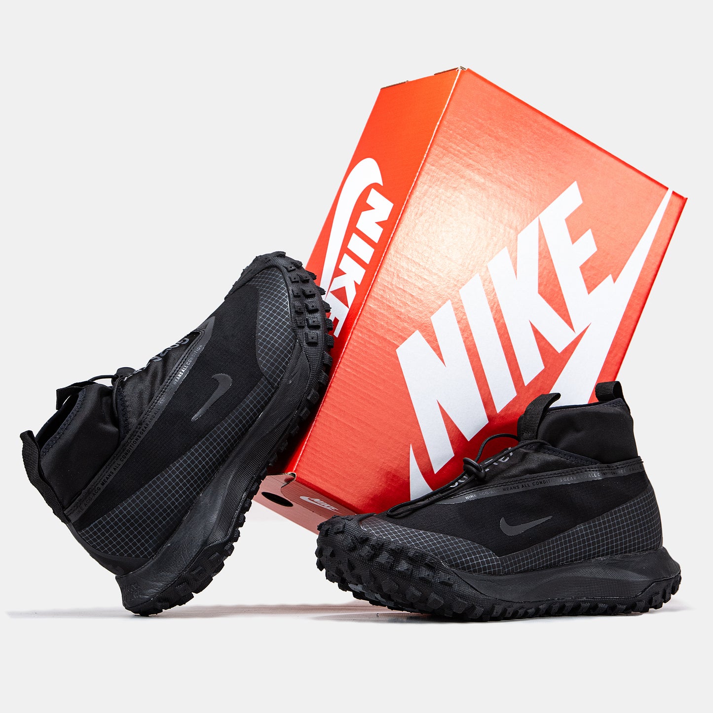 Nike ACG Mountain Fly Gore-Tex