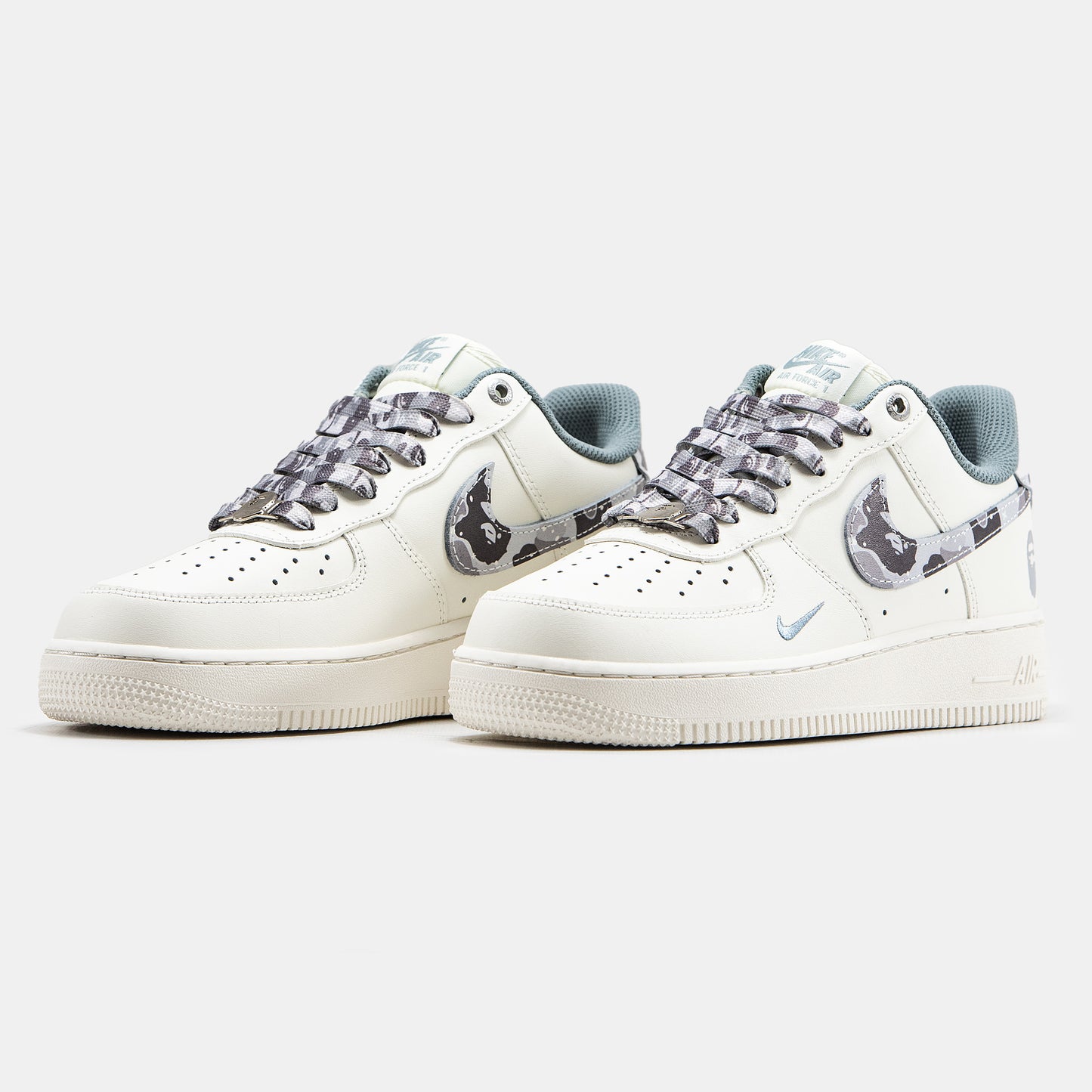 Nike Air Force 1 x Bape