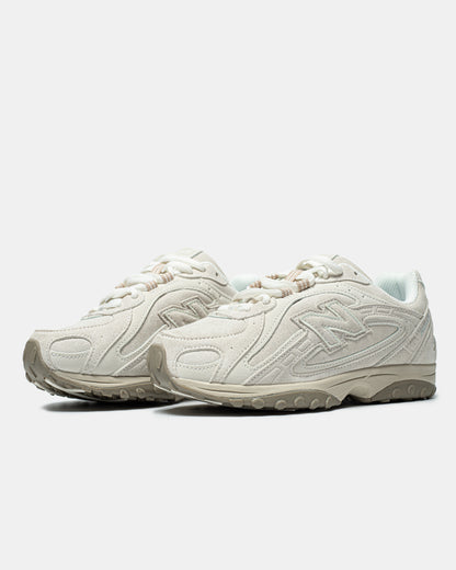 New Balance 204L ‘Timberwolf”