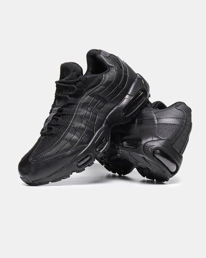 Nike Air Max 95 Essential ‚Triple Black 20/23‘