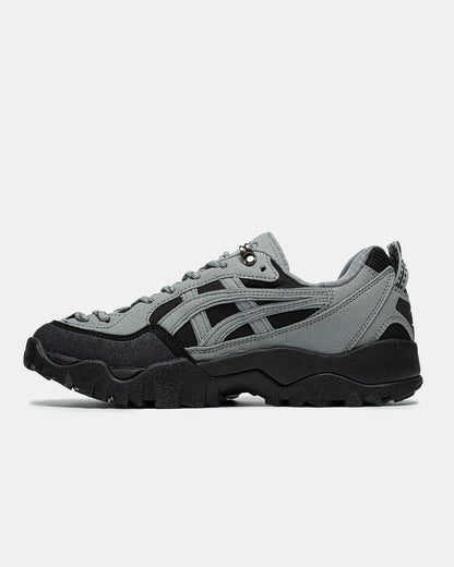 Asics Gel-Pickax silver