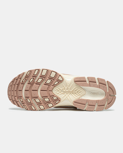 Nike V5 RNR ‘Soft Pearl’