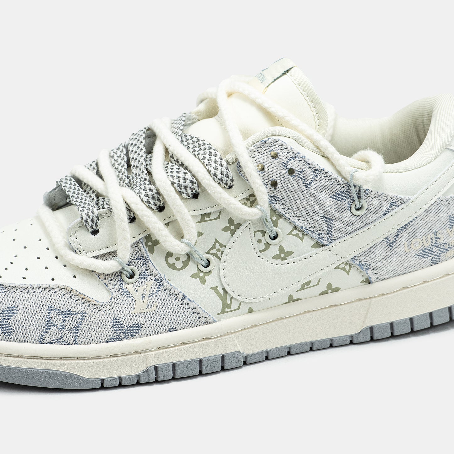 Nike SB x Louis Vuitton