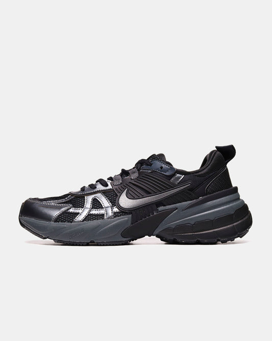 Nike V2K Run ‚Black Dark Smoke Grey‘