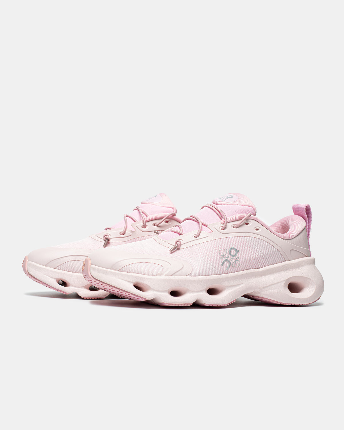 On Running x Loewe Cloudsolo Pink / Pale Pink