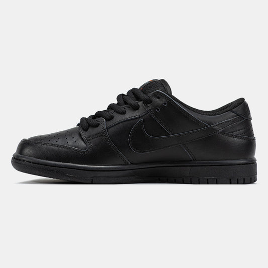 Nike SB Dunk Low