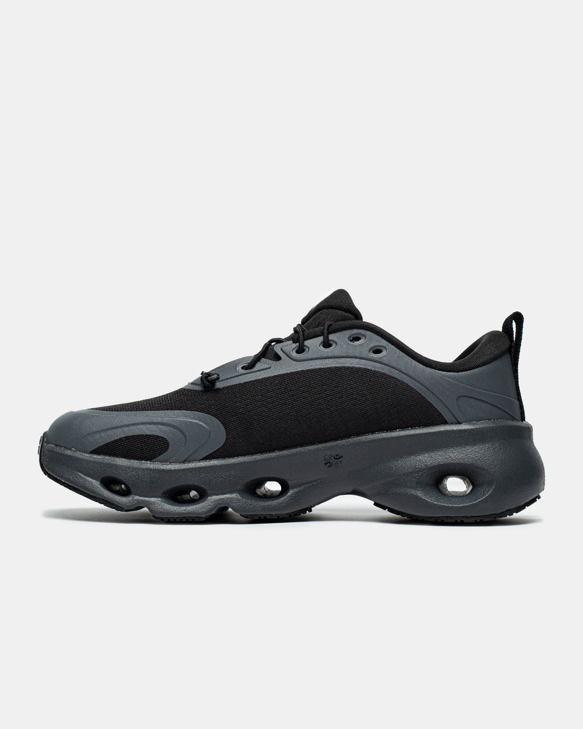 On Running x Loewe Cloudsolo Black / Dark Grey