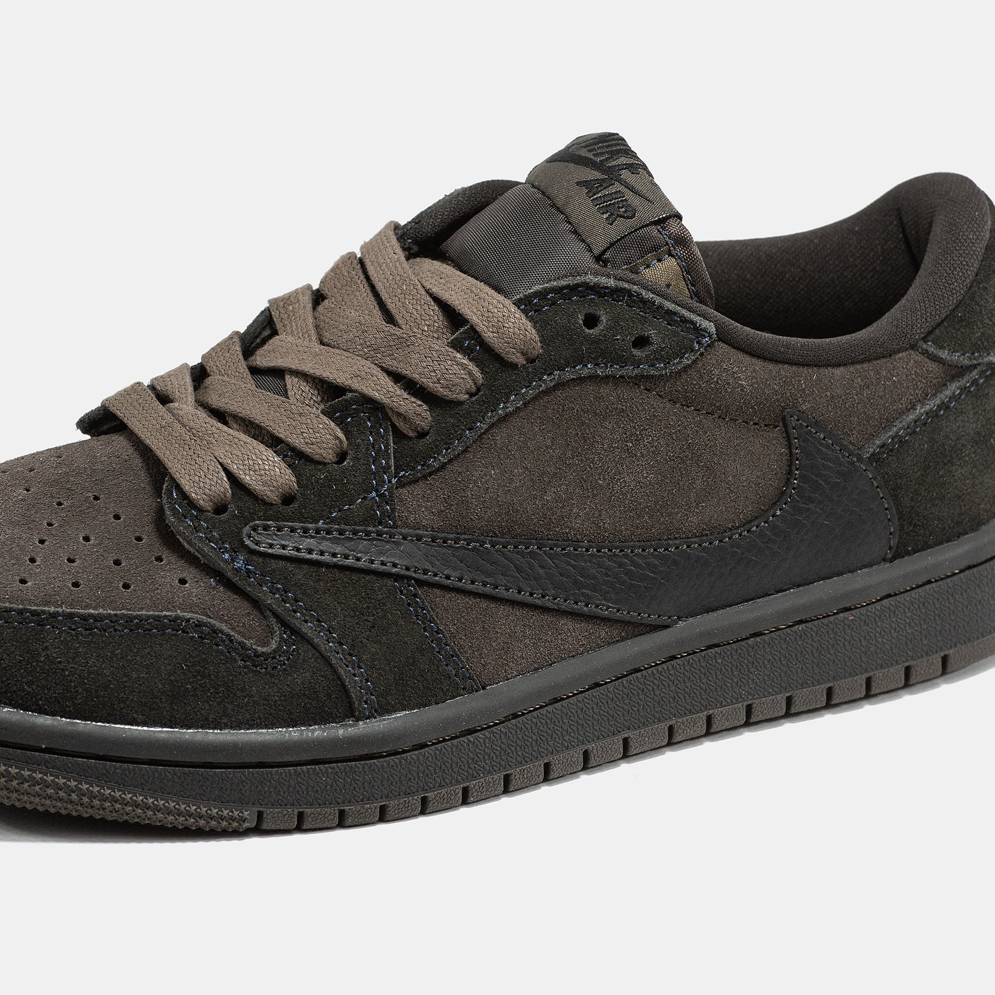 Nike Air Jordan 1 Low x Travis Scott