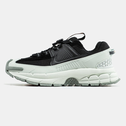Nike Air Zoom Vomero Roam