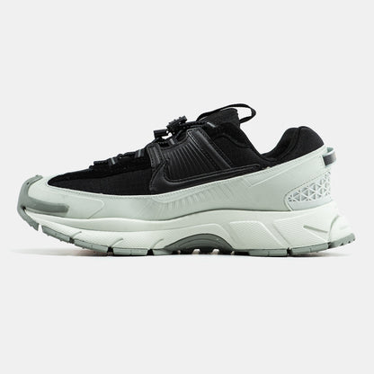 Nike Air Zoom Vomero Roam