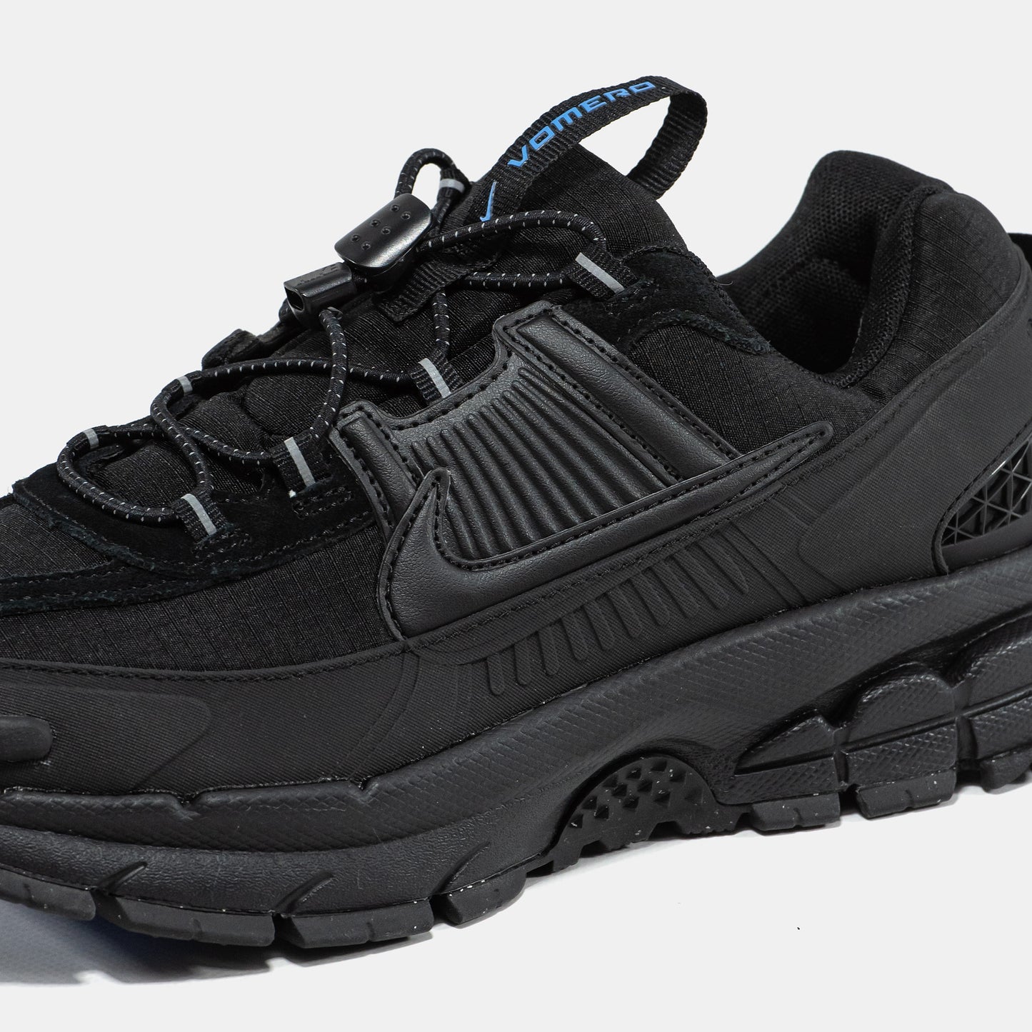 Nike Air Zoom Vomero Roam