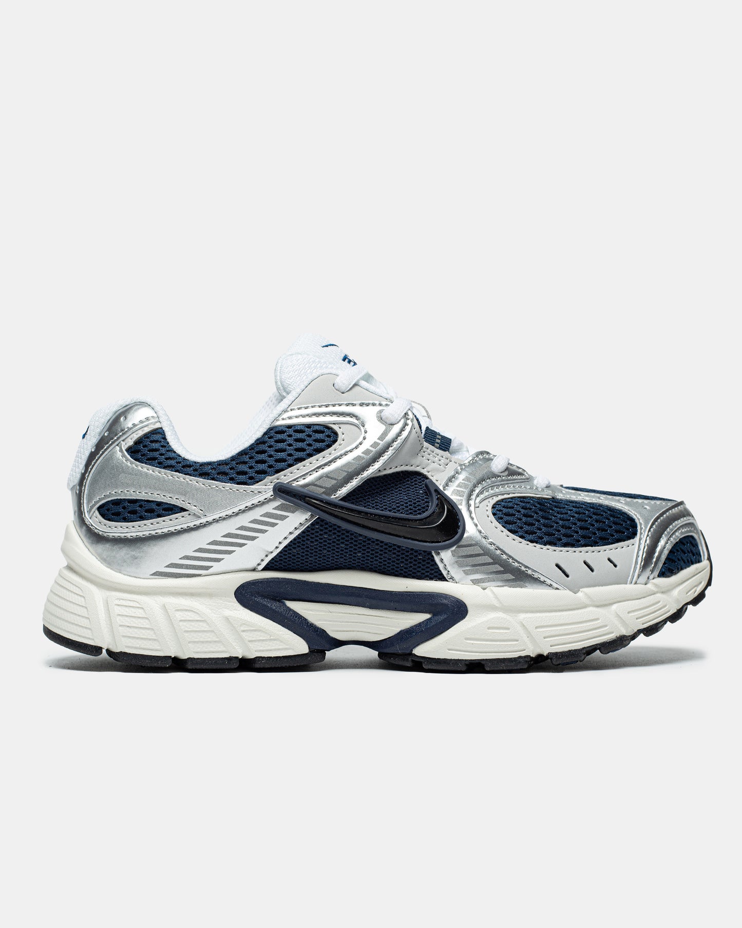 Nike V5 RNR ‘Seaweed Metallic Silver”