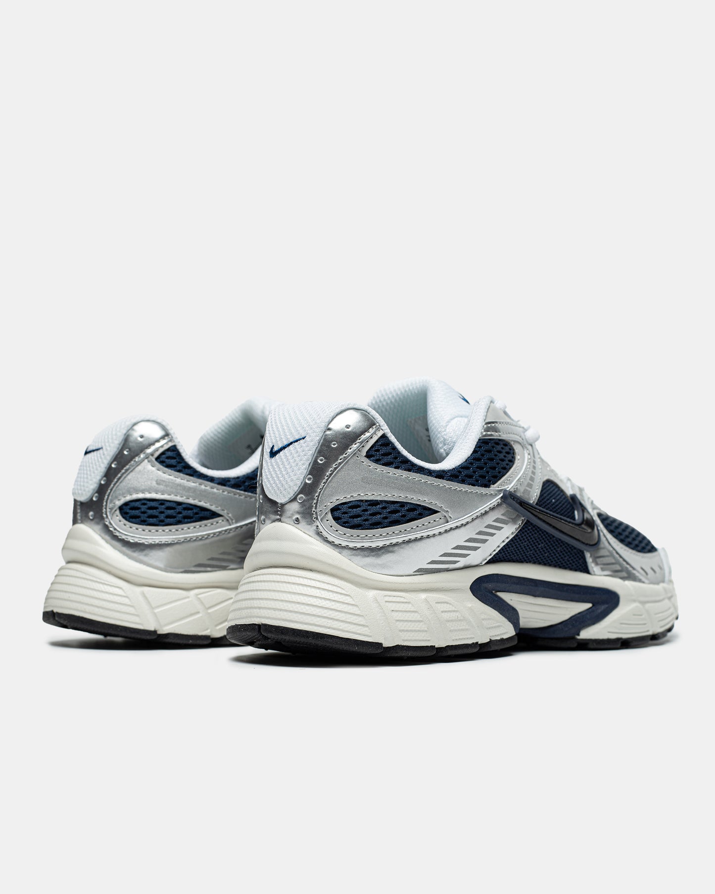 Nike V5 RNR ‘Seaweed Metallic Silver”