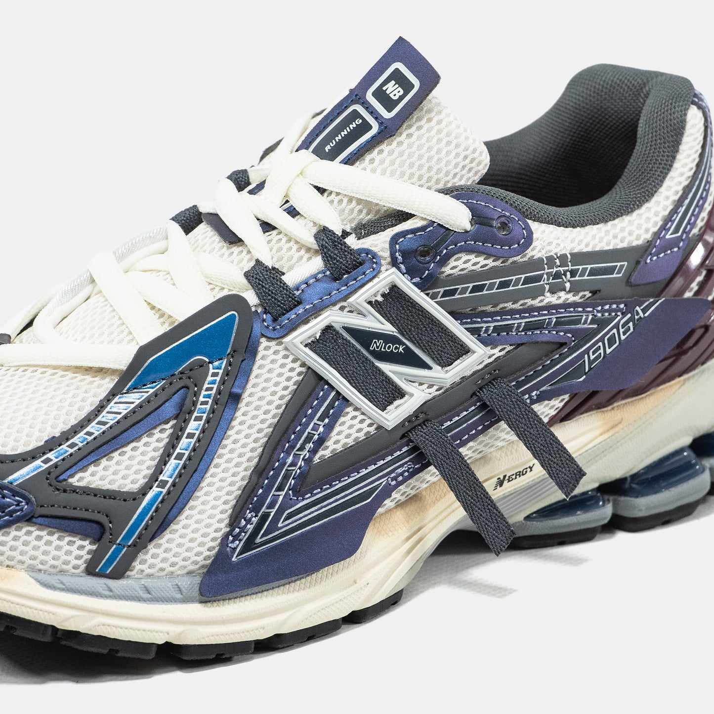New Balance 1906A