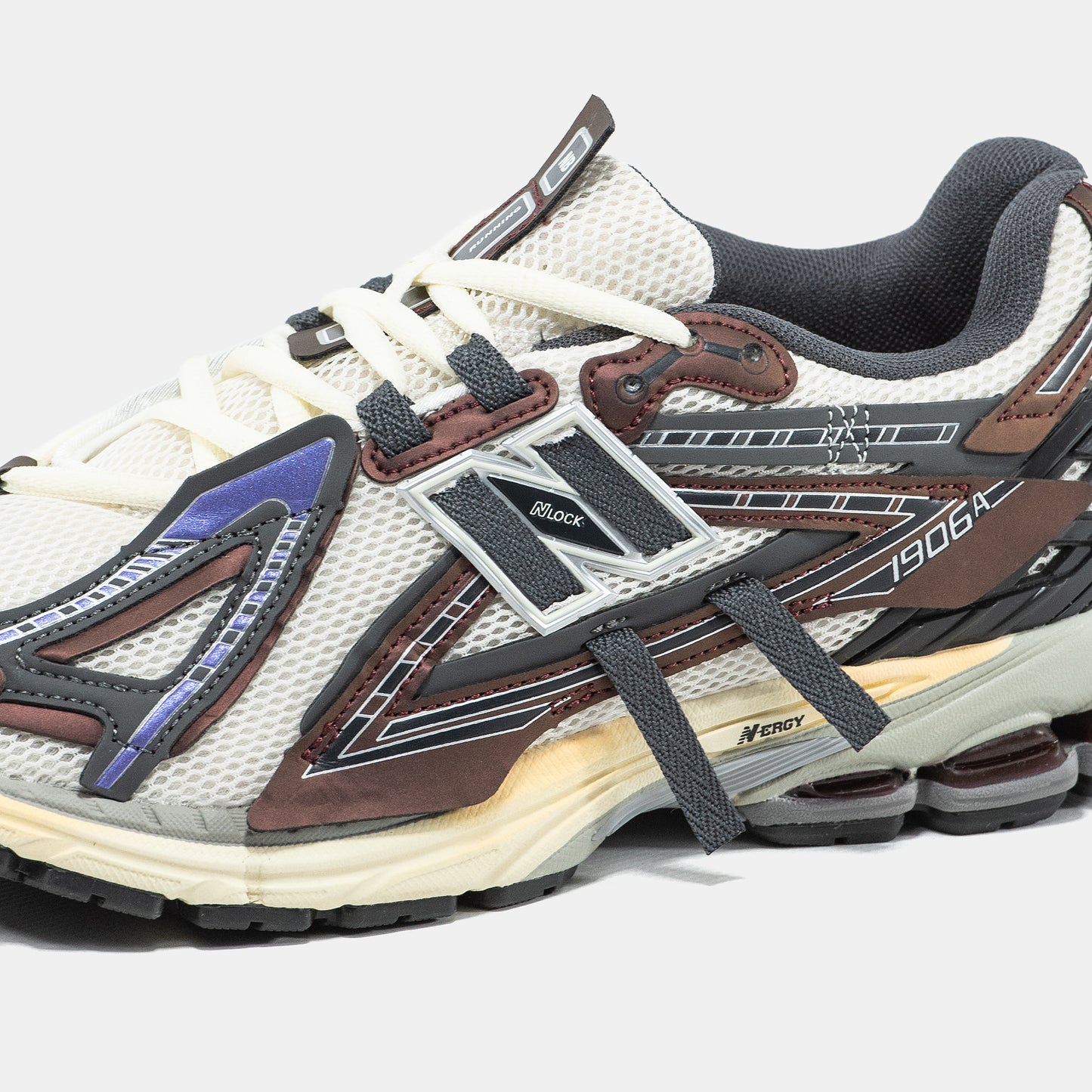 New Balance 1906A