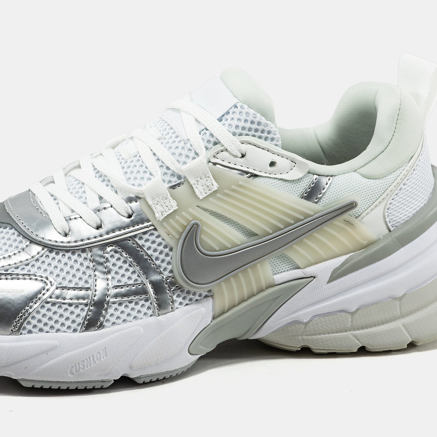 Nike V2K Run