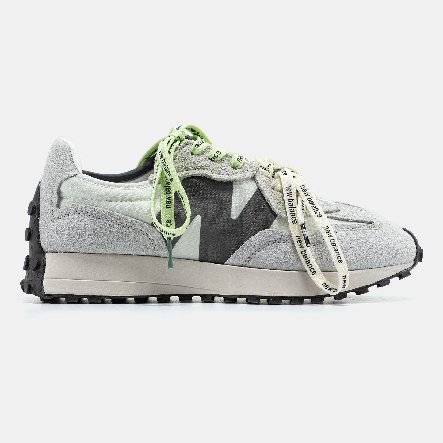 New Balance 327