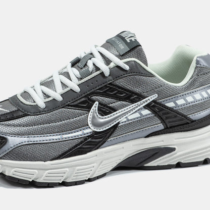 Nike Initiator