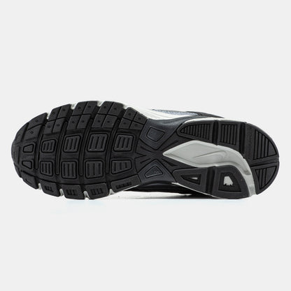 Nike Initiator