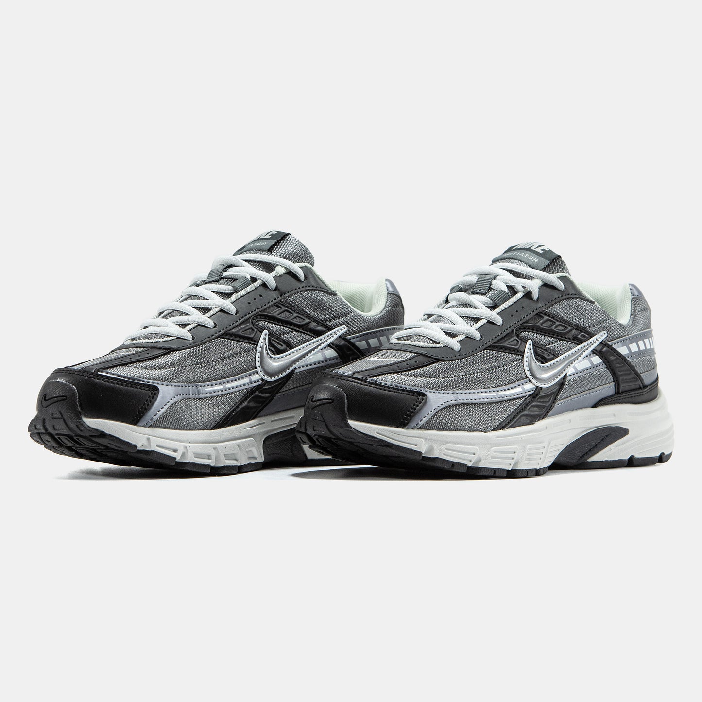 Nike Initiator