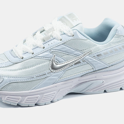 Nike Initiator