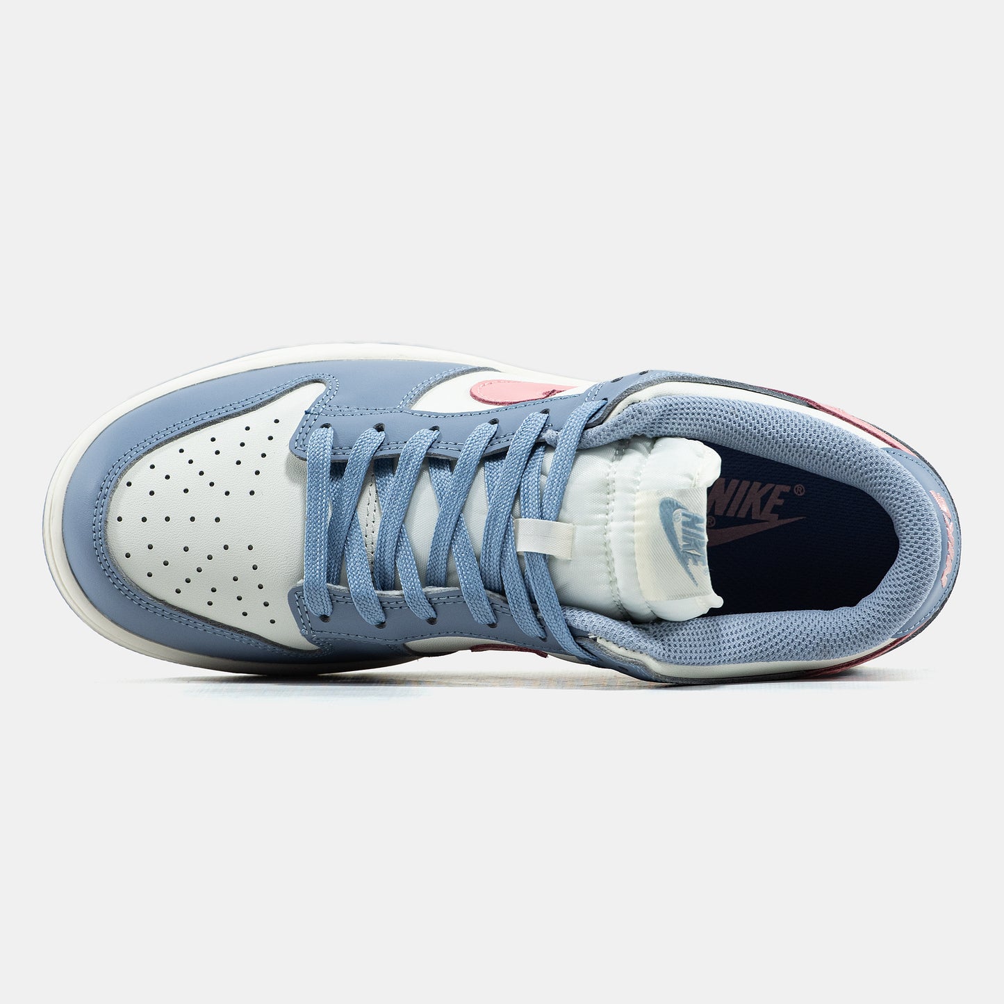 Nike SB Dunk Low