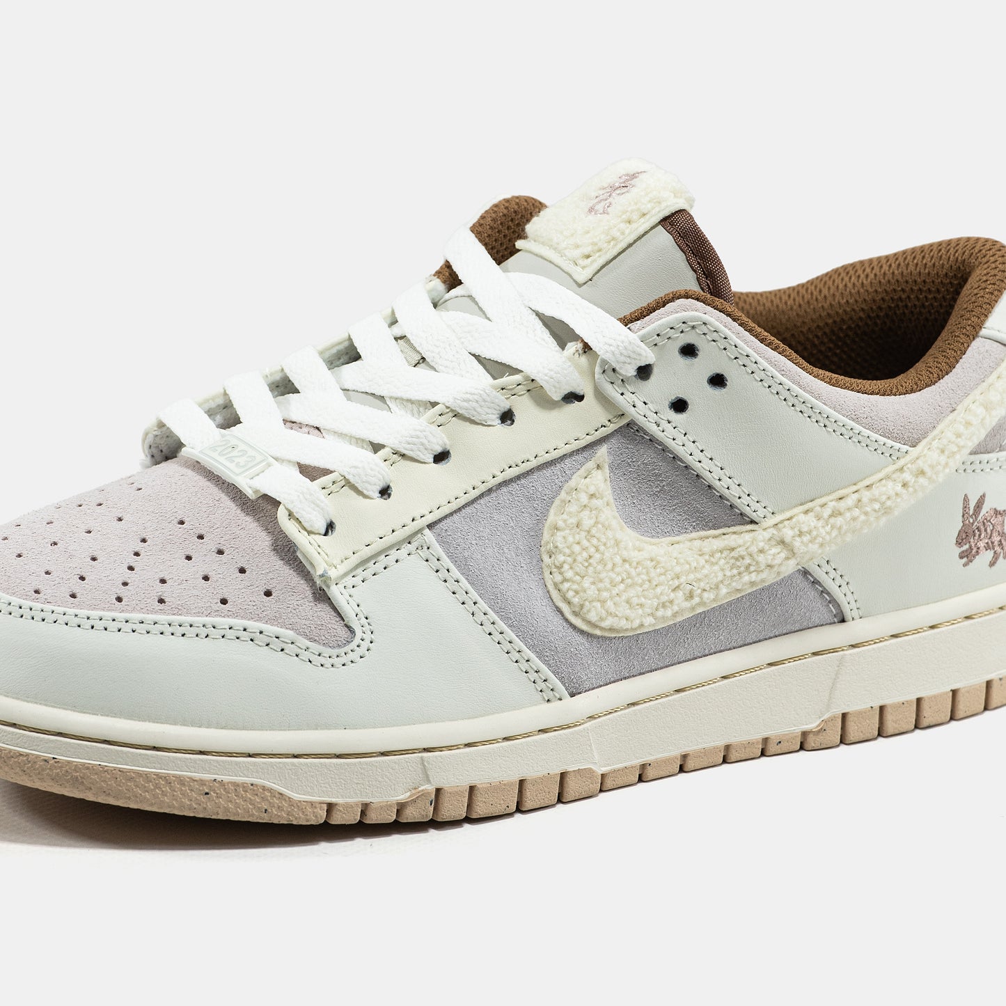 Nike SB Dunk Year of the Rabbit