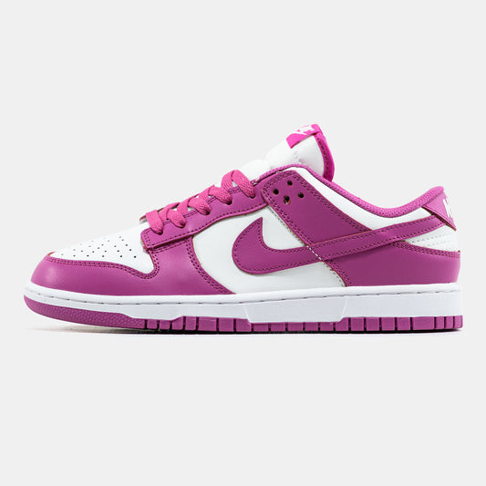 Nike SB Dunk Low